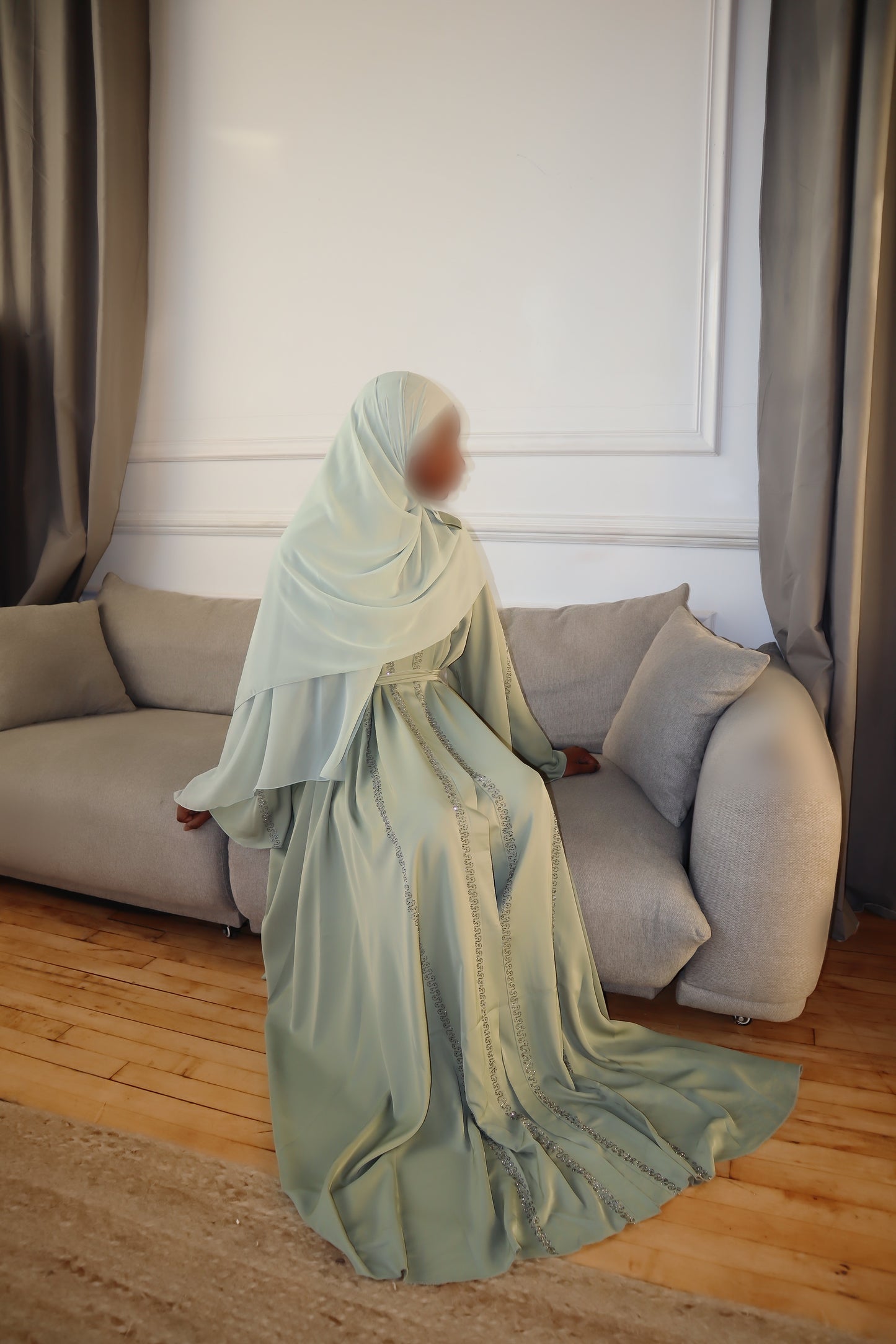 Mariama Rhinestone Abaya