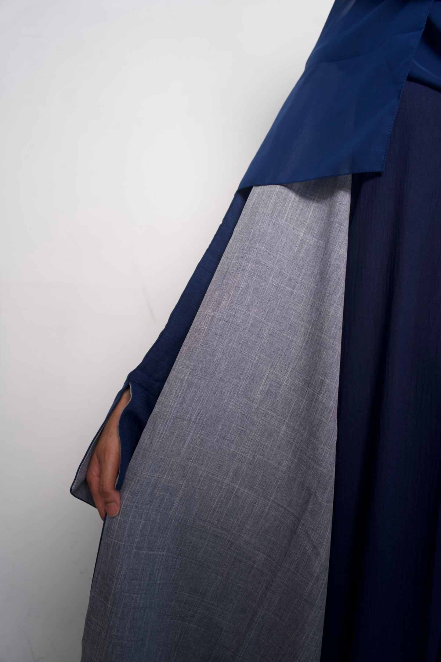 Royal Blue Reversible Linen Abaya Set