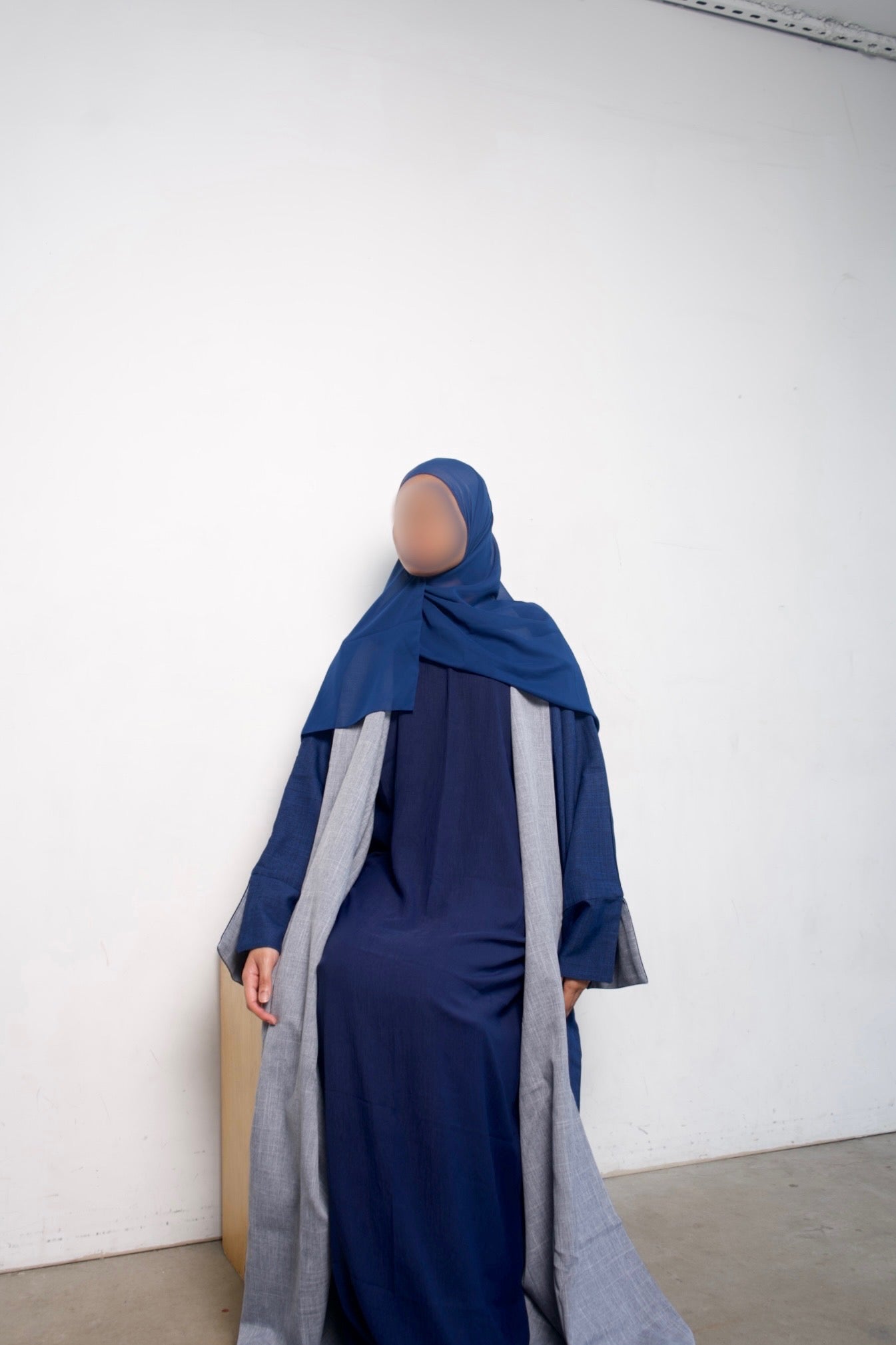 Royal Blue Reversible Linen Abaya Set