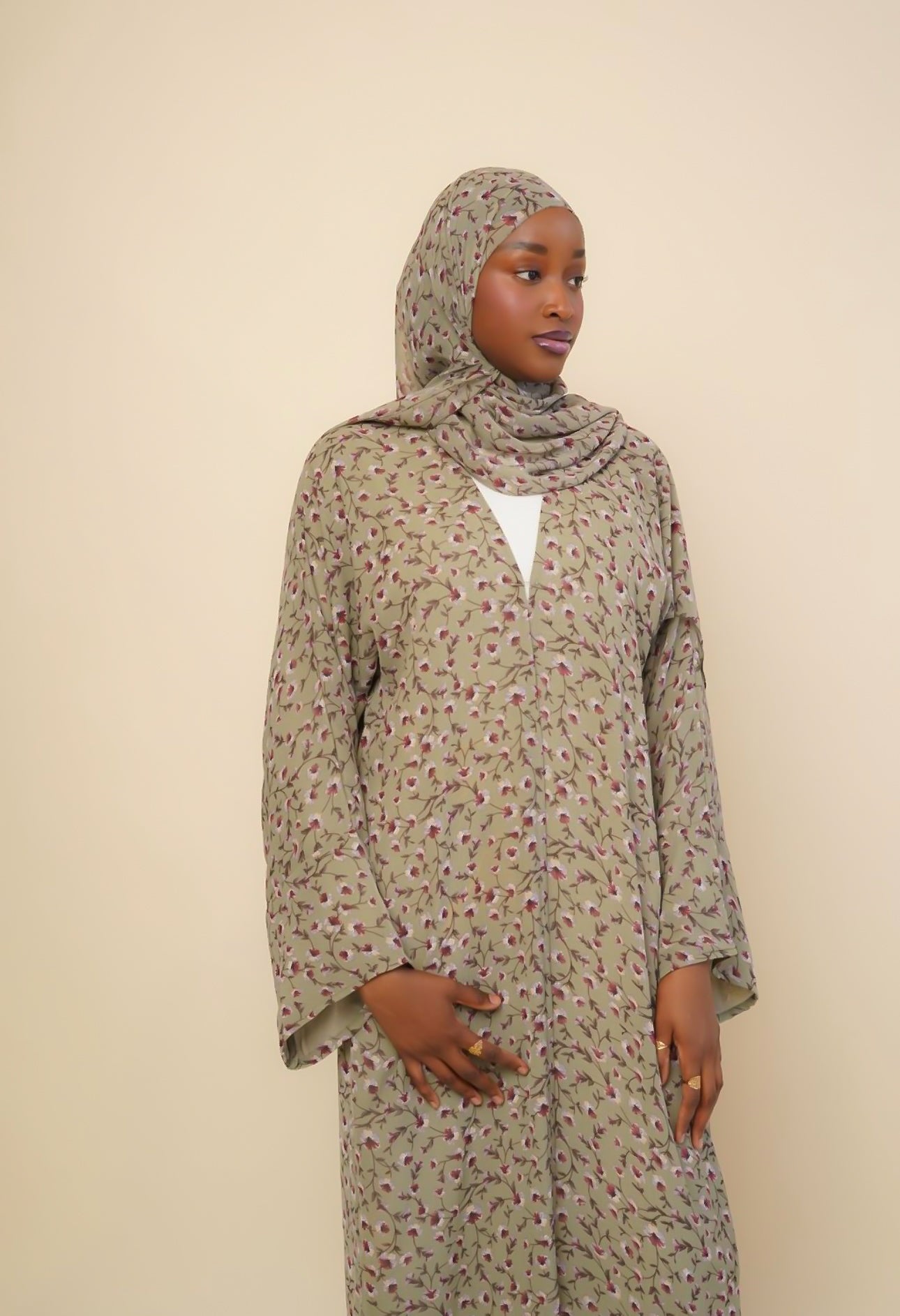 Zaytoon Open Abaya
