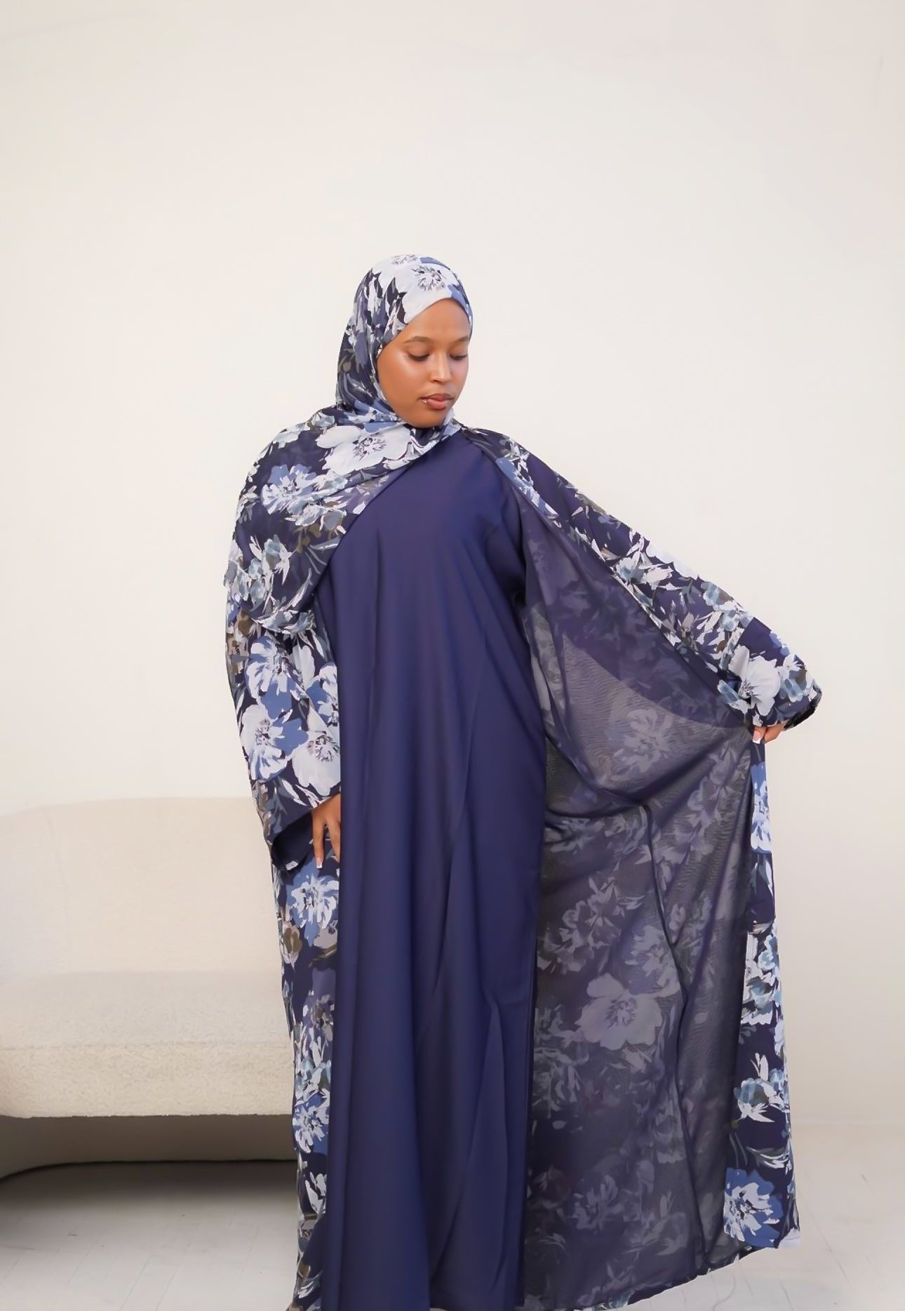 Qamar Open Abaya