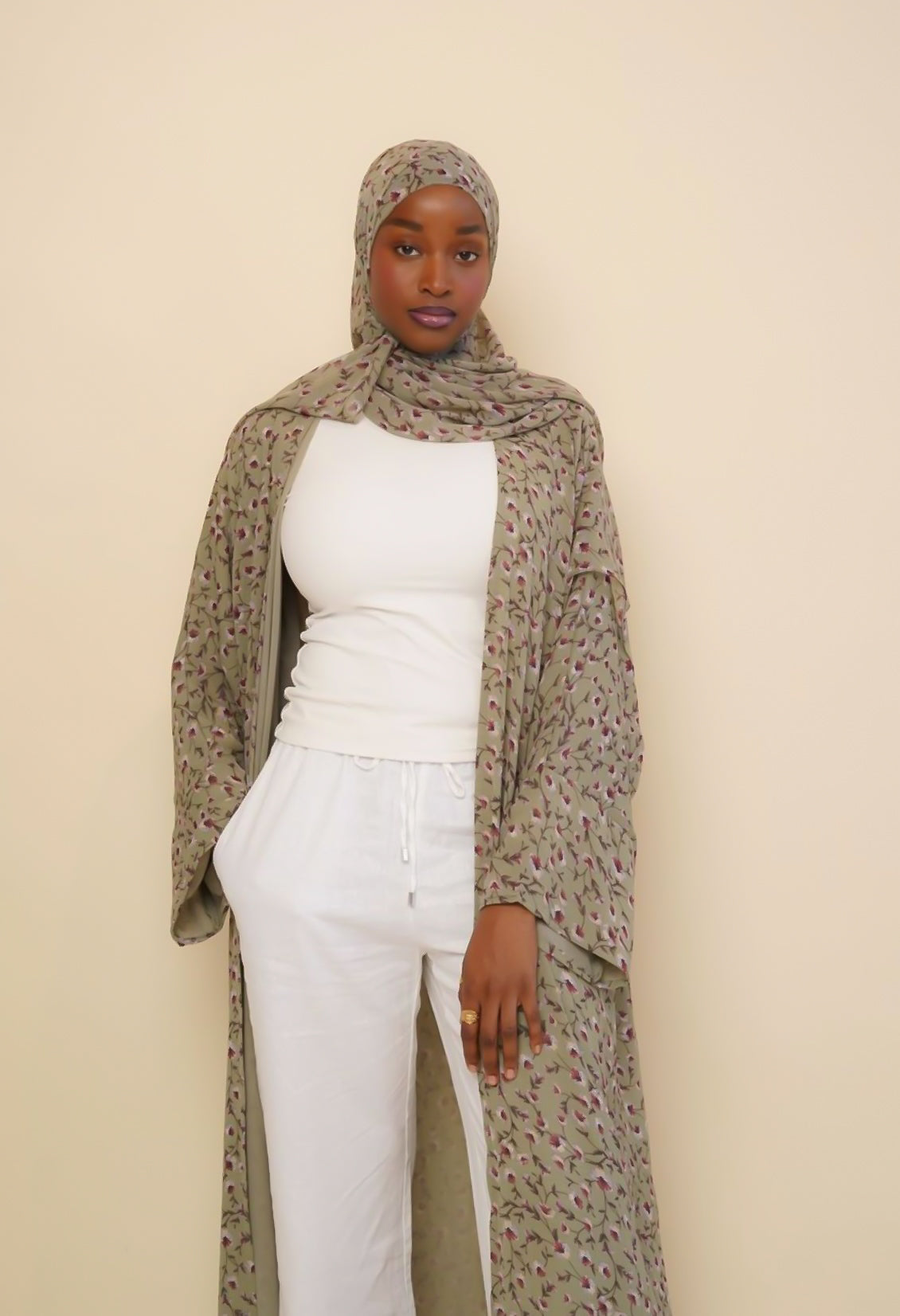 Zaytoon Open Abaya